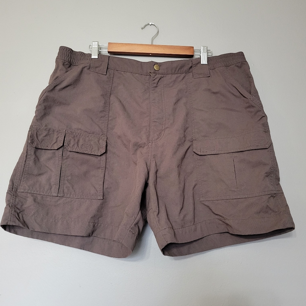5.11 Tactical Series Brown Nylon Cargo Utility Shorts Mens Size 42‎